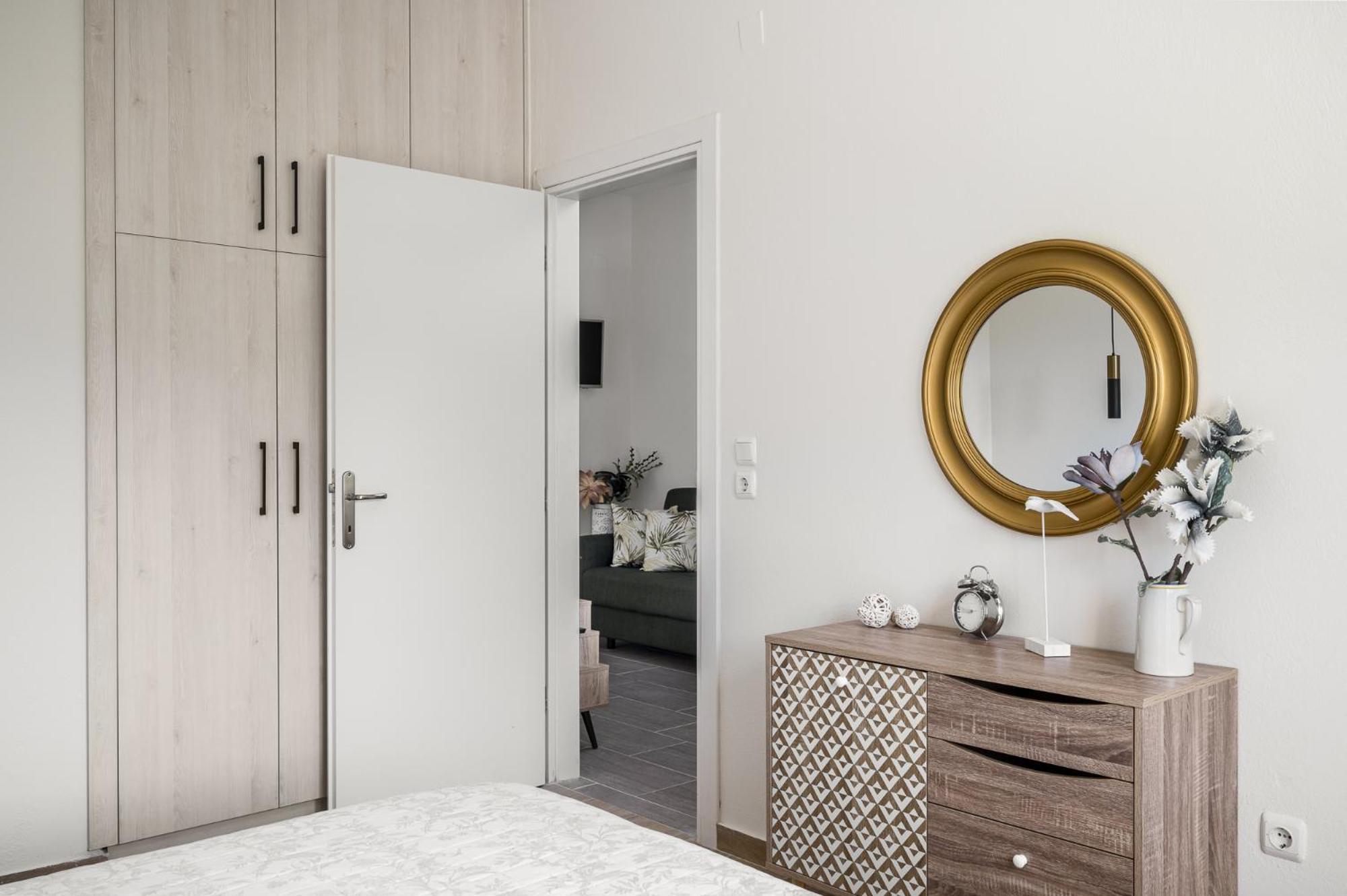 Ipsos Pool Apartments, Elena & Maria By Konnect Eksteriør billede